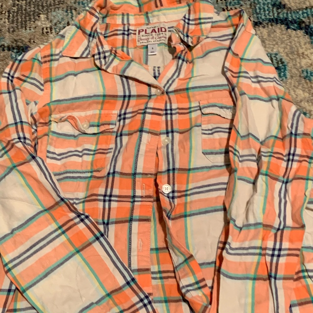 Ladies old navy plaid shirt